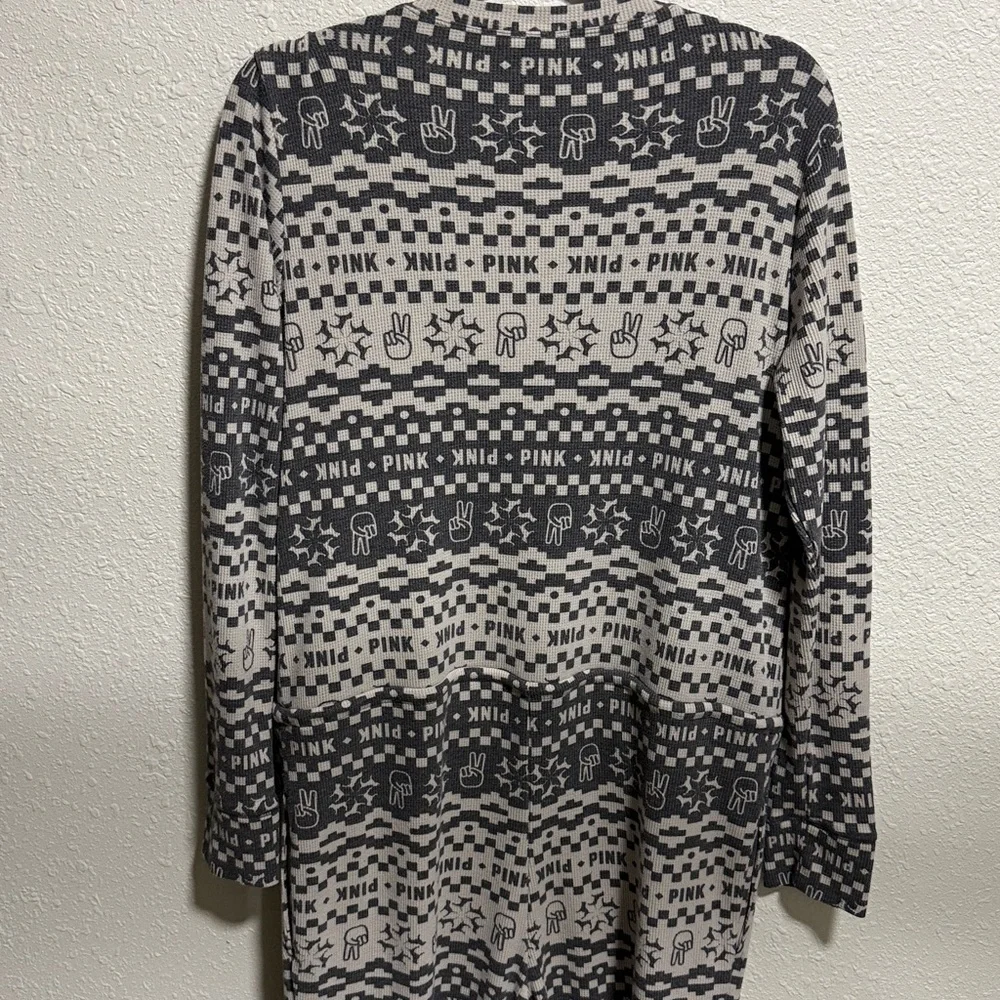 PINK Victoria's Secret Women's Pajama Jumpsuit One Piece Peace Sign Print Size L - Picture 8 of 10